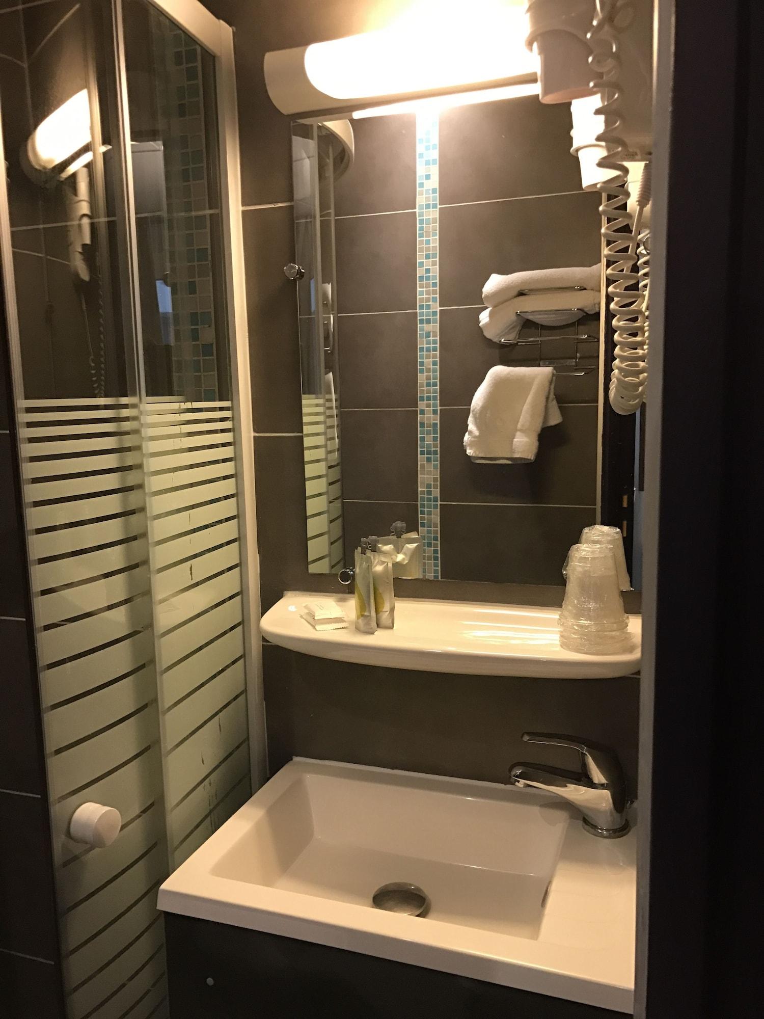 Tipi Hotel Париж Екстериор снимка
