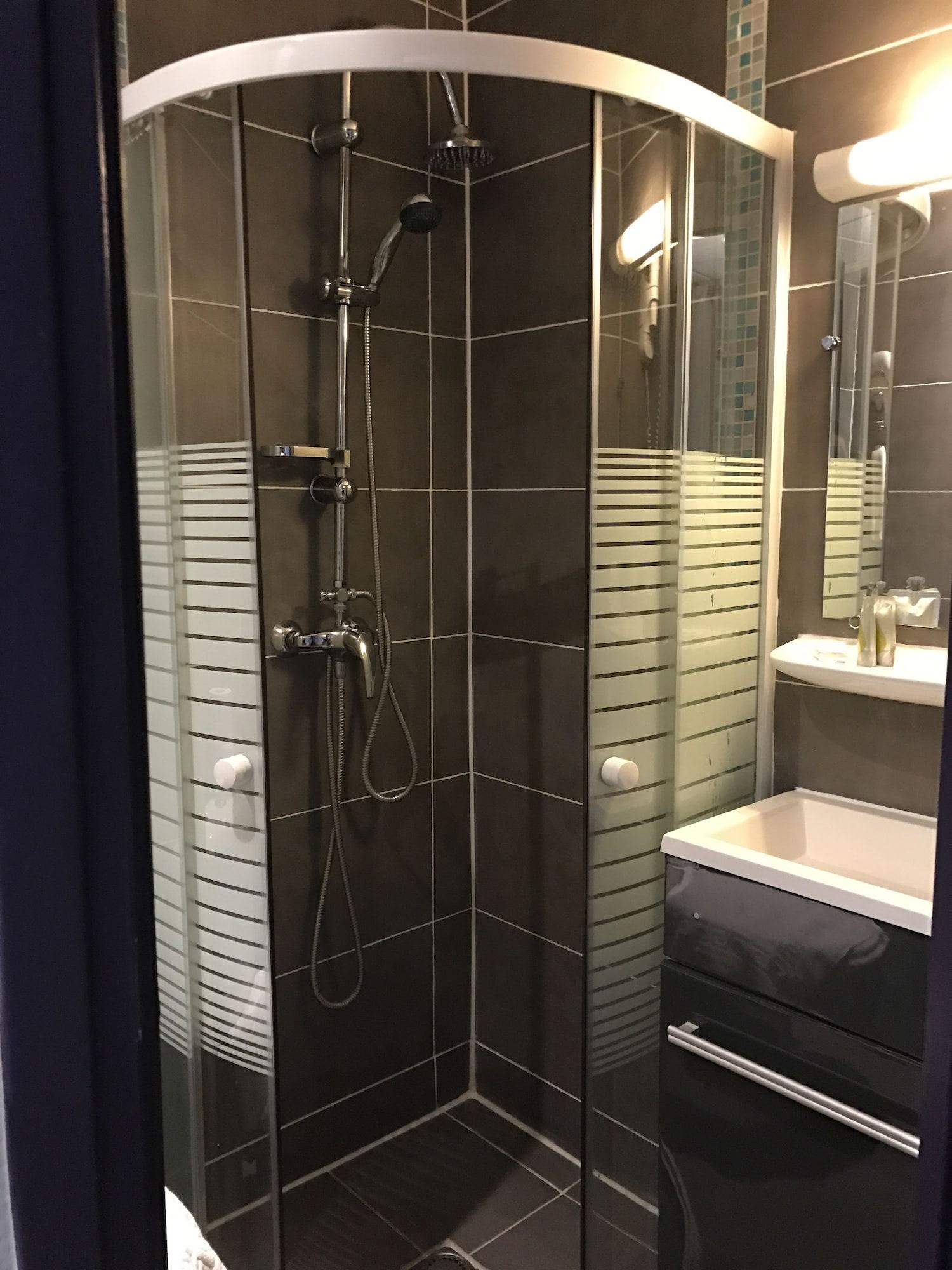 Tipi Hotel Париж Екстериор снимка